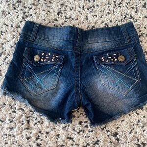 Super cute y2k shorts!